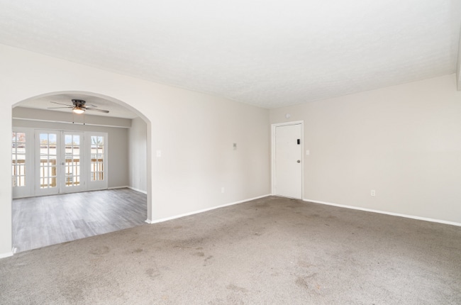 Building Photo - 562 Glenwood Ave