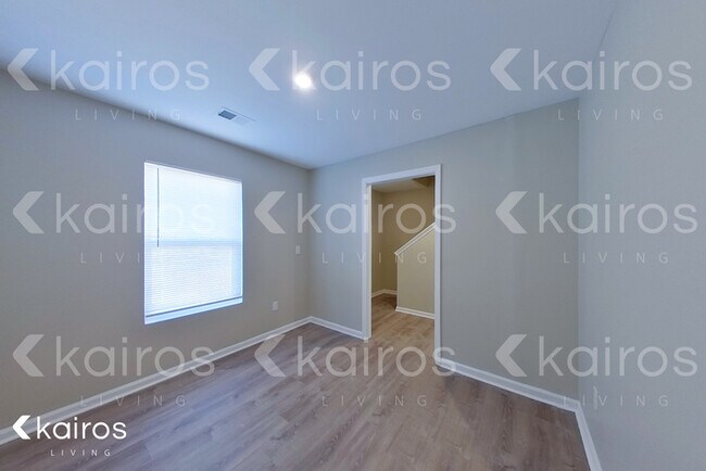Foto del edificio - 180 Bennett Dairy Rd.