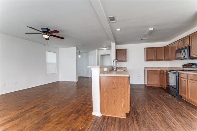 Foto del edificio - 7544 Lazy Spur Blvd