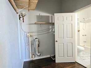 Building Photo - 4226 Winnie St