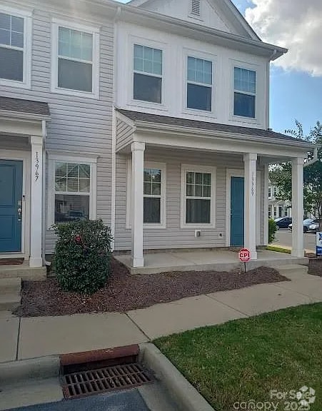 Building Photo - 13969 Clayborn St