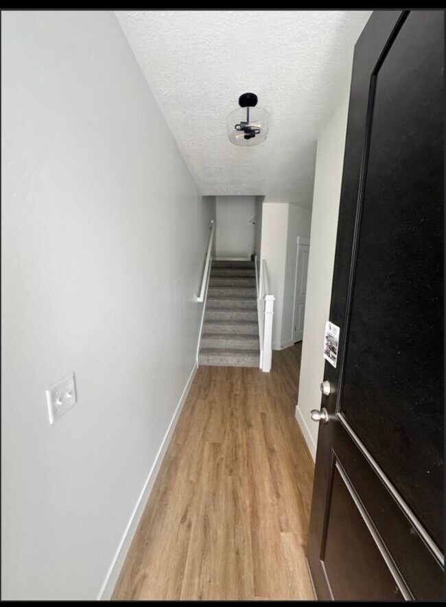 Foto del edificio - 2694 Blue Dawn Ln