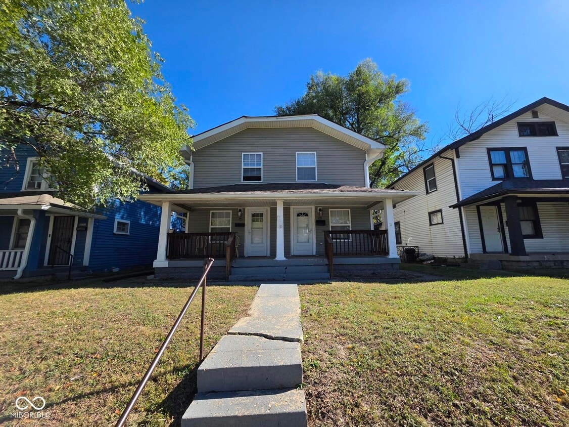 Foto principal - 1219 N Rural St