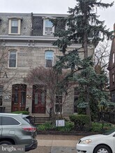 Building Photo - 4025 Walnut St