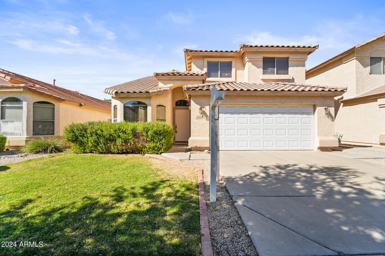 Primary Photo - 20734 N 38th St