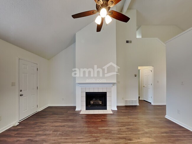 Foto del edificio - 9058 Snow Drift Ln