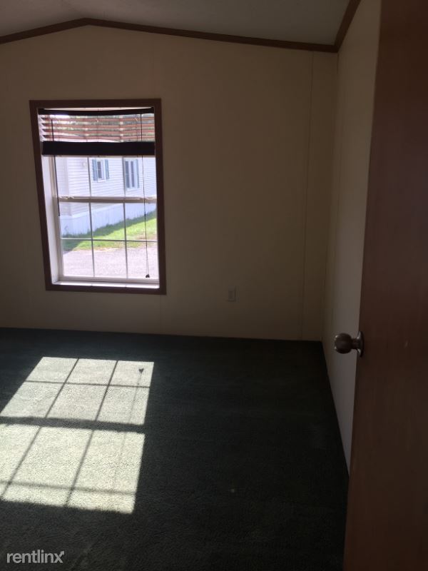 Foto del edificio - 2 br, 1 bath House - 12 Second St.