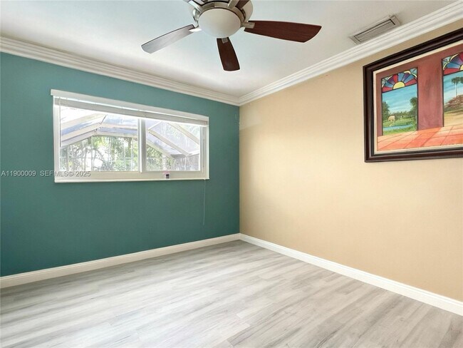 Foto del edificio - 10220 SW 160th St