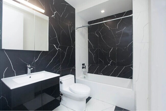 Foto del edificio - 532 E 142nd St