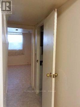 Photo du bâtiment - 182 Ruggles Ave