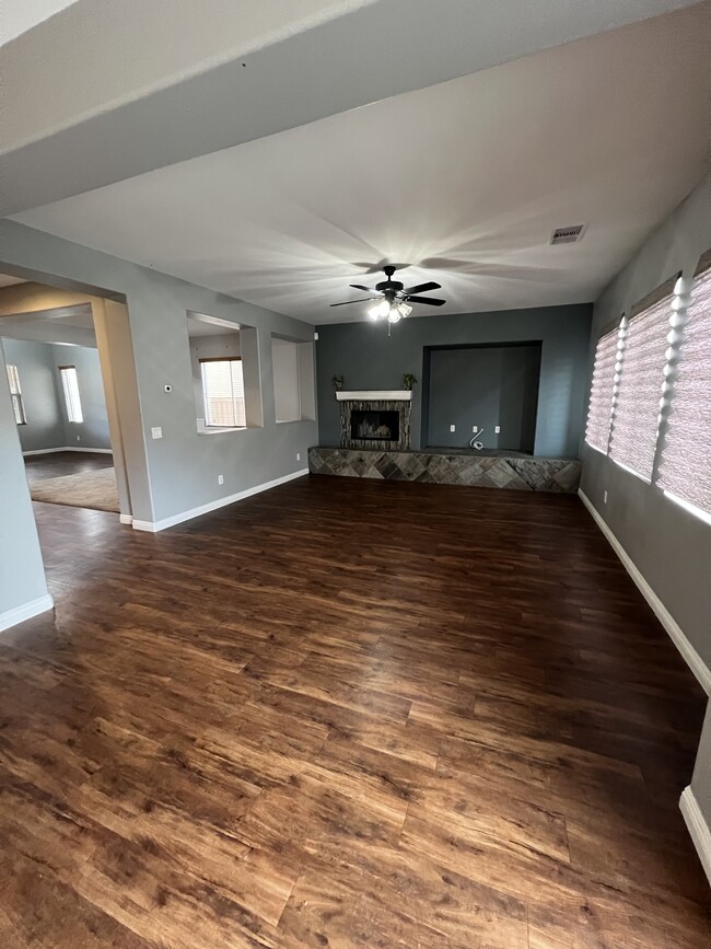 Building Photo - 12933 La Costa Ct