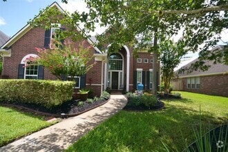 Building Photo - 7902 Silent Forest Dr