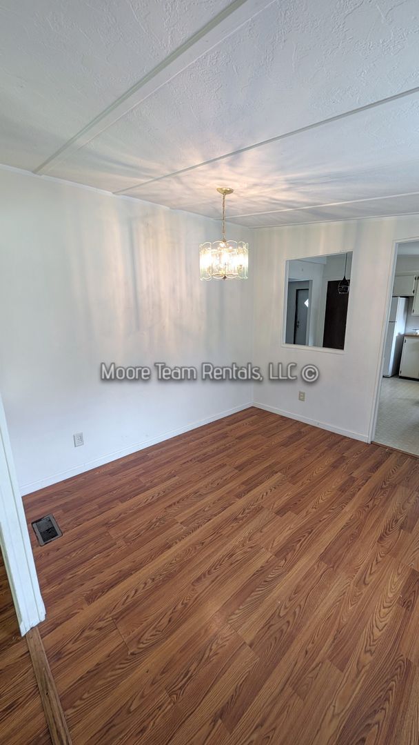 Foto del edificio - 5399 Greenville Hwy