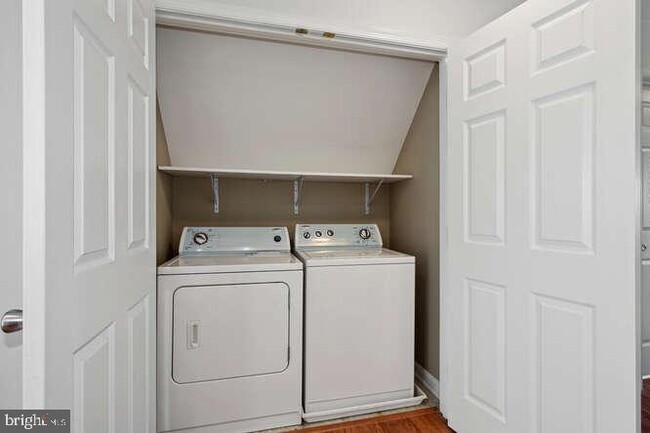 Building Photo - 1706 Furnace Dr