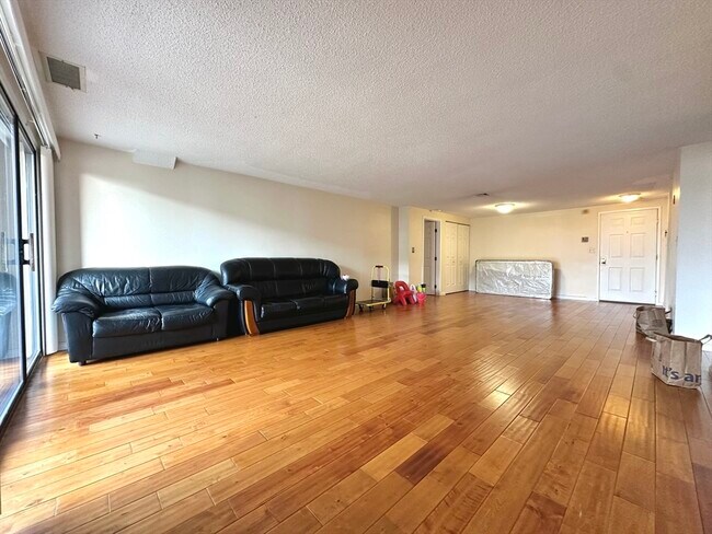 Foto del edificio - 30 Revere Beach Pkwy