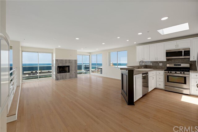 Foto del edificio - 3305 Bayview Dr