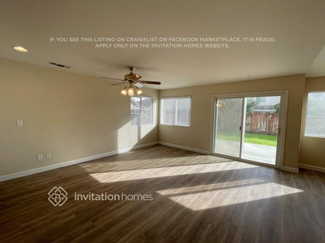 Building Photo - 1655 Vandenberg Cir