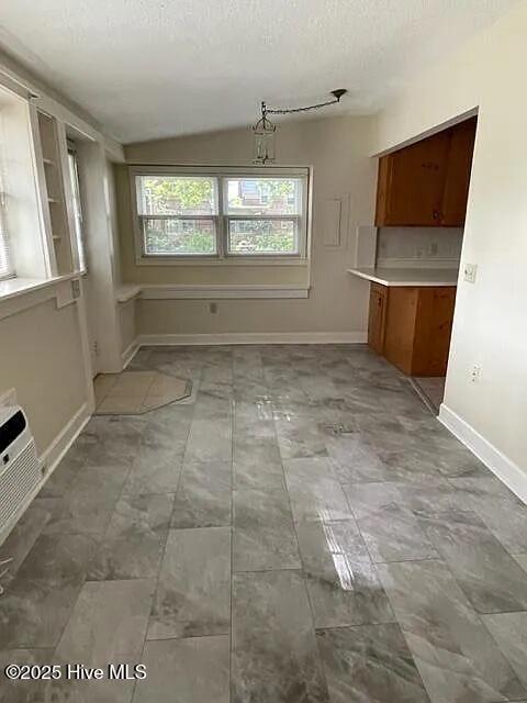 Foto del edificio - 206 N Poplar St