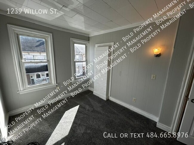 Foto del edificio - 1239 Willow St