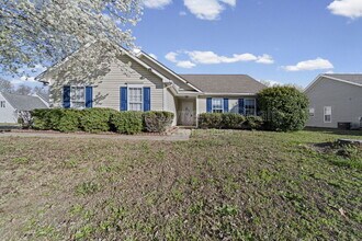 Building Photo - 2300 Genesis Dr