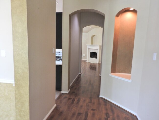Building Photo - 5443 Santa Chase Ln