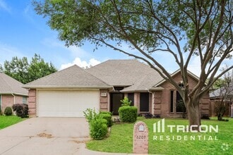 Building Photo - 6209 Meadowmere Ln