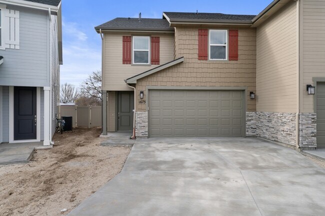 Building Photo - 1673 N Solterra Ln