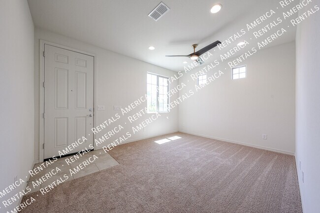 Foto del edificio - 9046 W Luke Ave