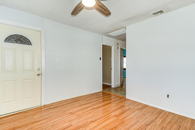 Foto del edificio - 41 Lincoln Ave