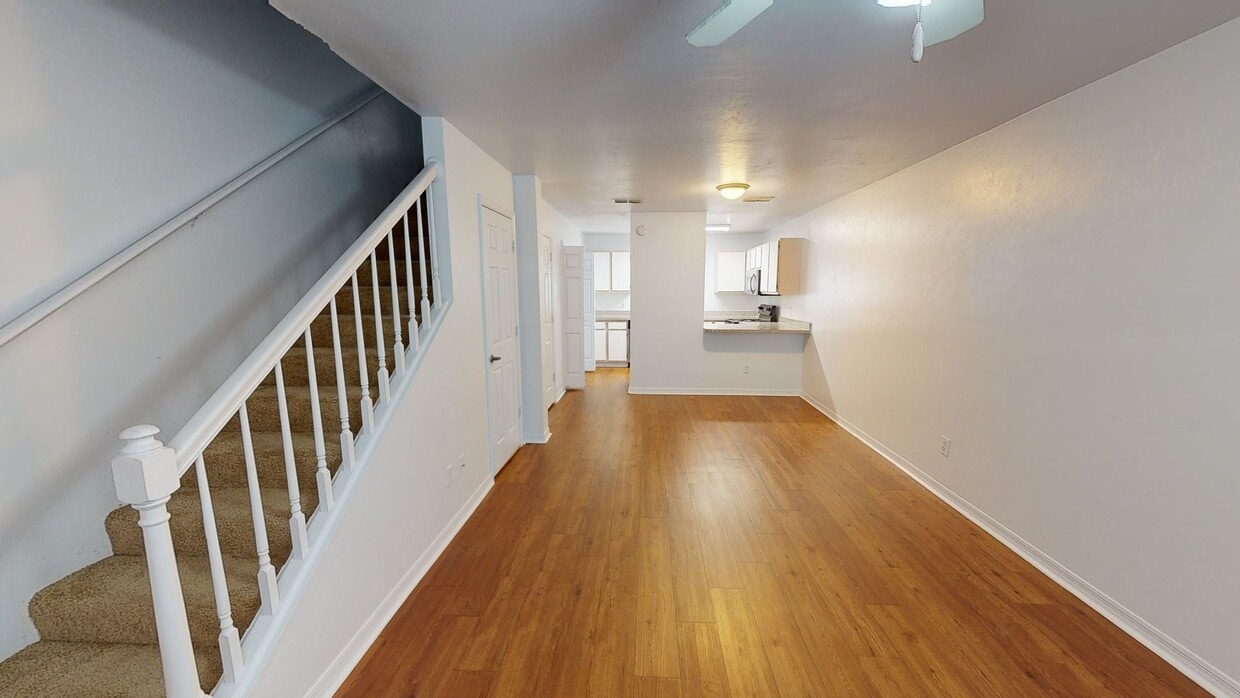 Photo - College Manor Apartments