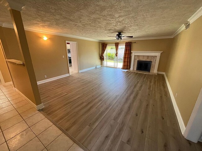 Building Photo - 4600 Guava Avenue
