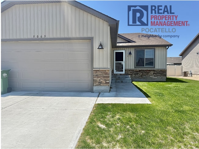 Building Photo - Beautiful 3 bed 2 bath house - 2 car Garage
