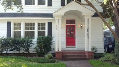 Building Photo - 957 Woodrow Ave