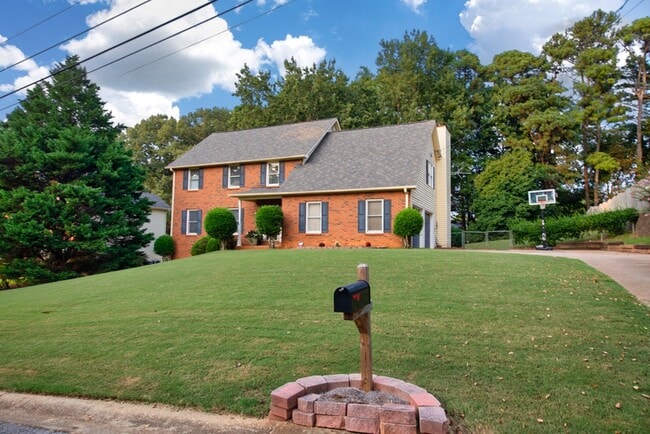 Building Photo - 1436 Maple Ridge Dr
