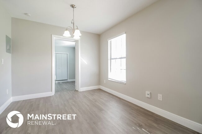 Building Photo - 1517 Gold Terrace
