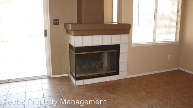 Building Photo - 817 Sand Creek Dr