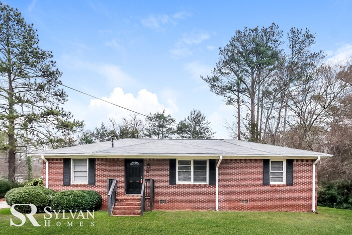 Primary Photo - Great 3BR 2BA Brick Home