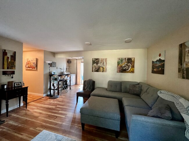 Foto del edificio - 13330 SE Sherman St