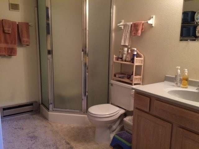 Building Photo - Awesome 4 Bedroom 2 Bath Townhome - Bike t...