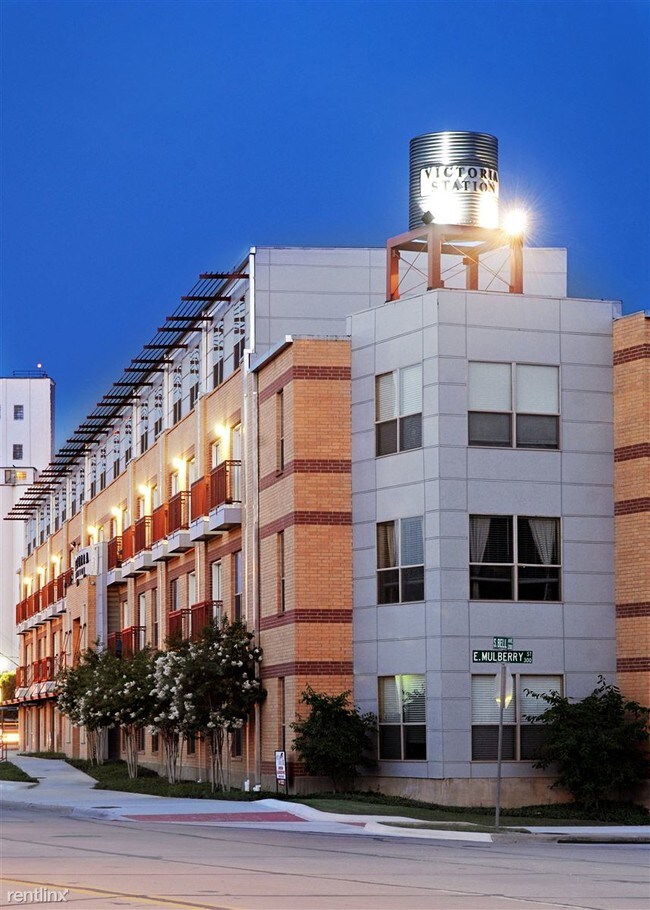 Foto del edificio - 214 S Bell Ave