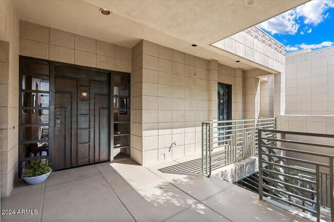 Building Photo - 2802 E Camino Acequia Dr