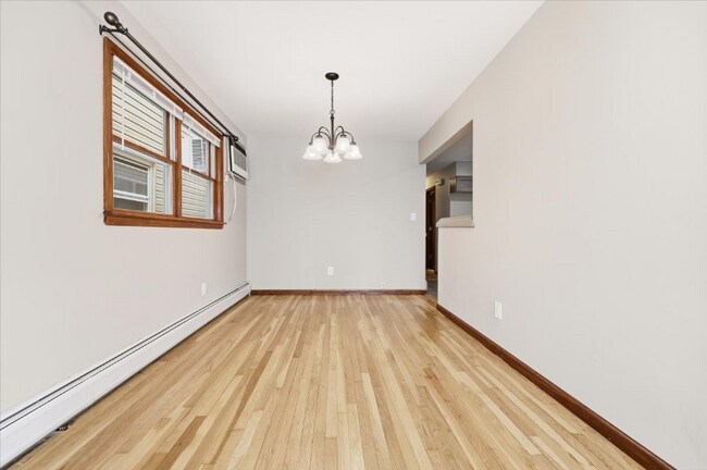 Foto del edificio - 358 Cator Ave