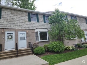 Building Photo - 200 Lambert Terrace