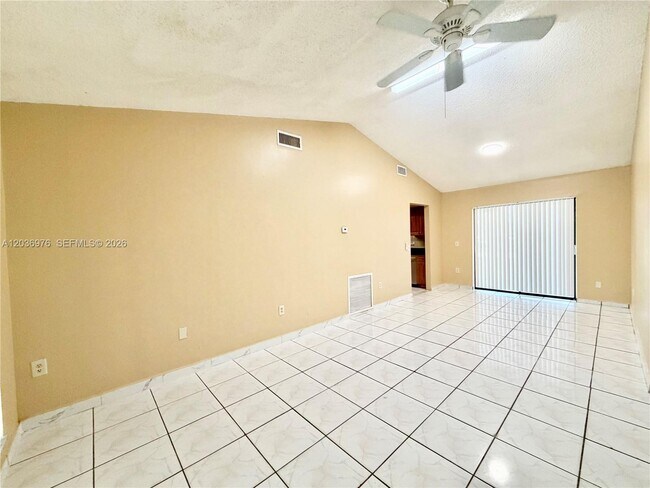 Building Photo - 731 NW 84th Ave