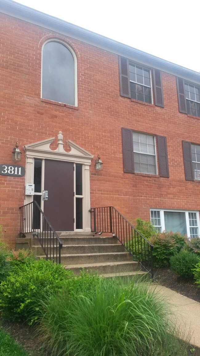 Foto del edificio - 3811 Swann Rd