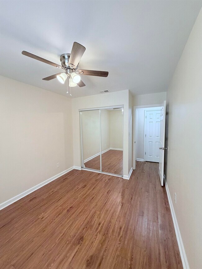 Foto del edificio - 1352 Ocala Rd