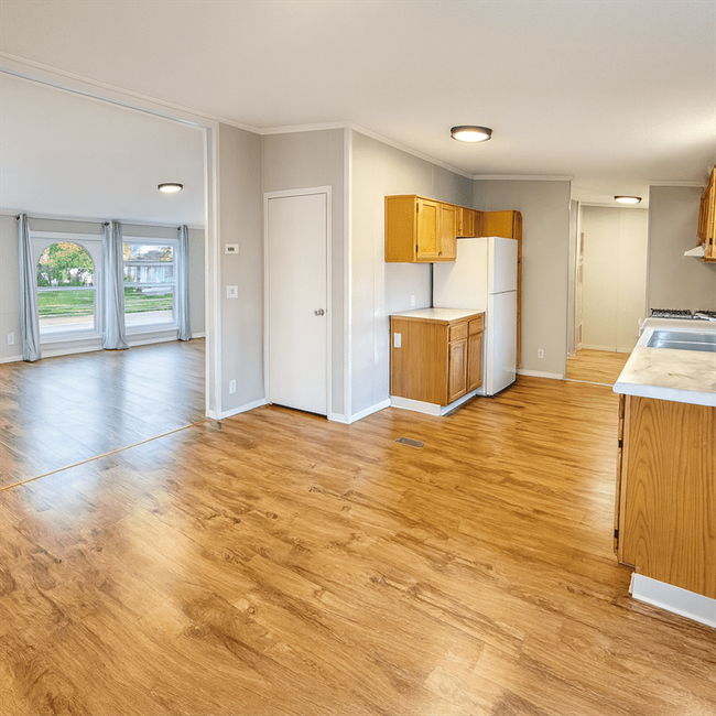 Foto del edificio - 5710 Pheasant Ave