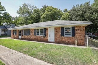 Building Photo - 9333 Chelsea Ave