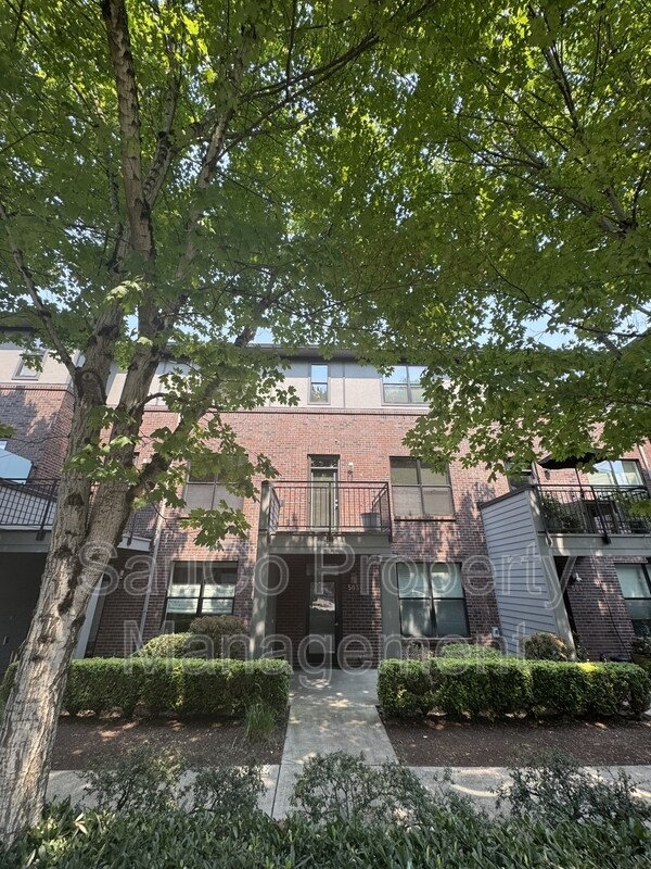 Foto del edificio - 1420 NW 20th Ave.