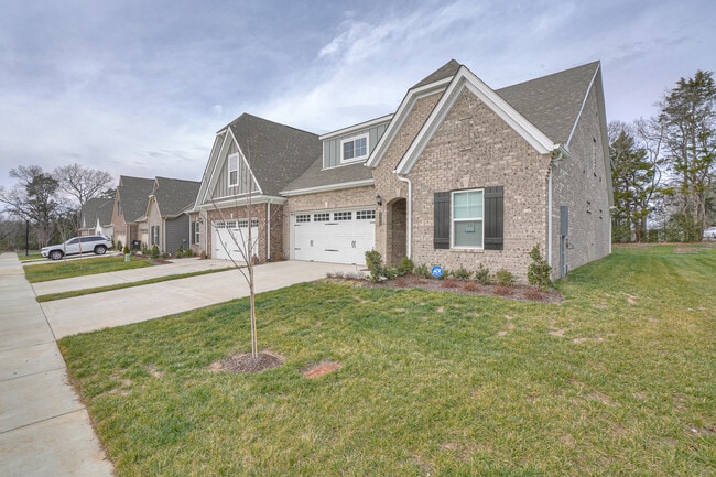 Building Photo - 2309 Laurelstone Dr